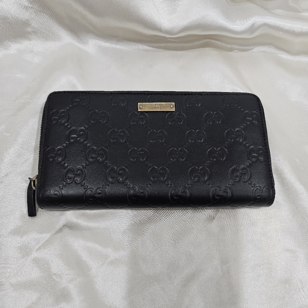 Gucci Guccisima Black Embossed Monogram Ziparound Leather Wallet AUTHENT… - Picture 3 of 12